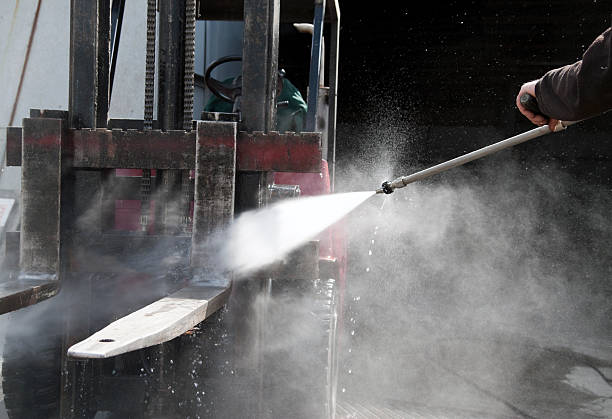 Why Choose Our Certified Pressure Washing Experts for Your Project Needs in Essex, MD?